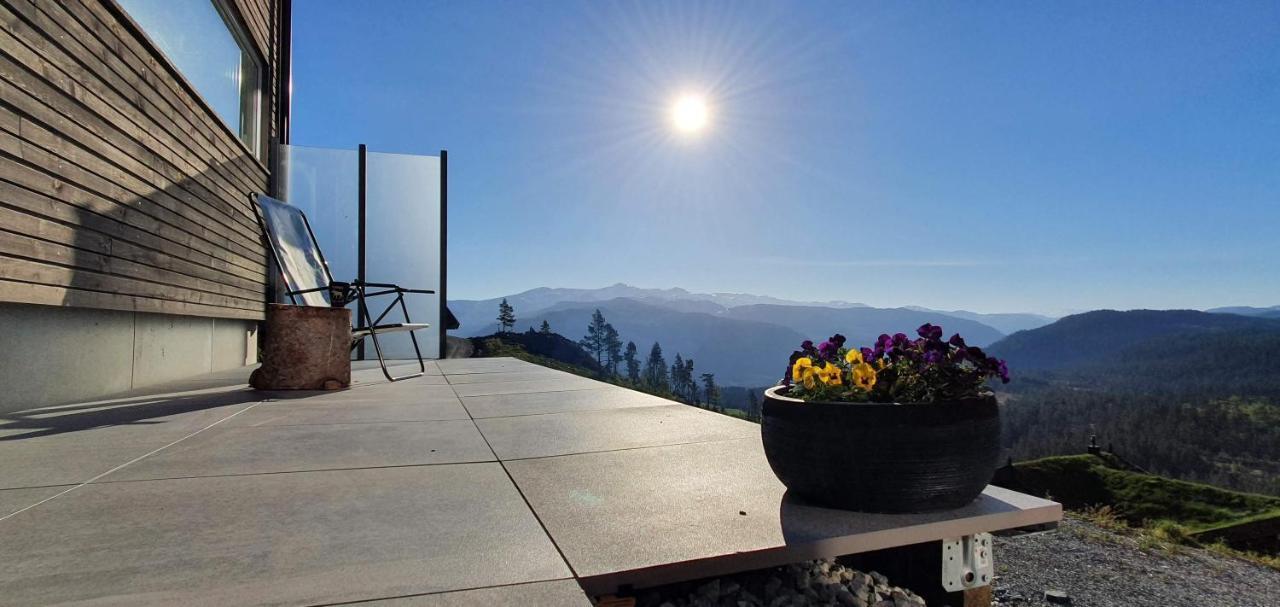 Tiny Mountain Cabin With A Panoramic View Giljane Exterior foto
