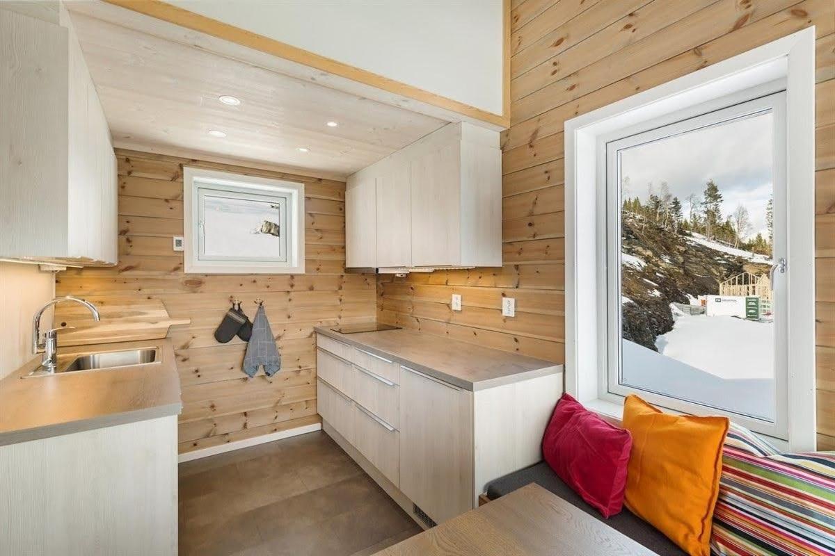 Tiny Mountain Cabin With A Panoramic View Giljane Exterior foto